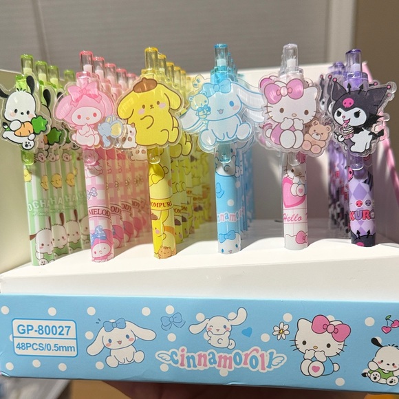 Other - Hello Kitty & friends pens set of 6